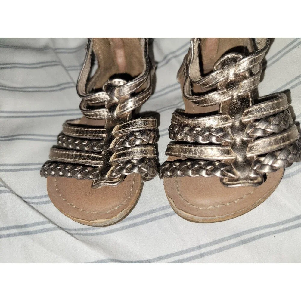 Wonder Nation sandals